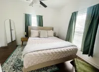 Beautiful Boho Bungalow - New Renovation