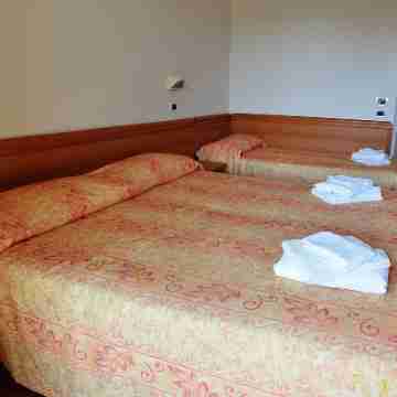 Hotel Bamar Rooms