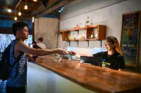 Abraham Bohol - bar