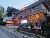 Hotel Kun-Dau Residency