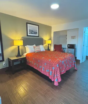 Budget Motel Hotels near Safeway