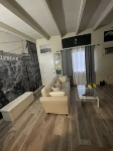 A Studio City Dream, pet friendly, and walking distance to Universal Studios.