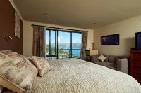 Akaroa Holiday Home.  Spacious, sunny, harbour views and close to town. Sleeps 8