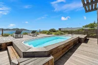 Oceanfront amazing 2 BR Villa - 2 min from the beach