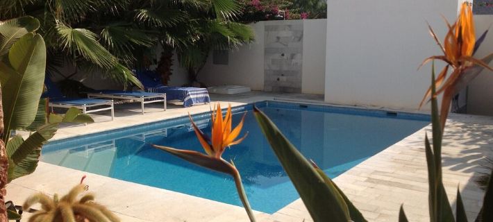 Modern villa with wifi private pool 300 m from the beach in Las Negras Hoteles en Níjar
