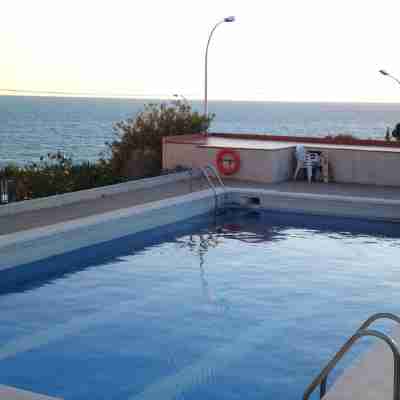 Apartment facing the sea with pool and 2 bedrooms Fitness & Recreational Facilities