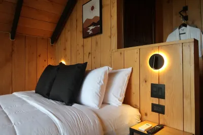 3 identical units cabins + plus 1 small villa, pool and 4 jacuzzis