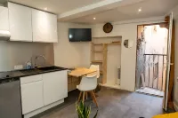 Mimosa fragrance Hotels in Grasse