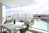 Modern Comfort in Central Isla Verde