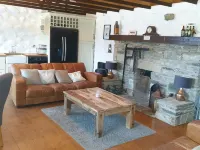Traditional Irish cottage with views of Slieve Patrick Hotels in Downpatrick