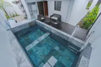 Charming 3-bedroom house with WiFi, AC in delightful La Fortuna,  plunge pool.