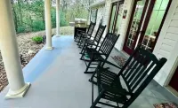 Serenity Retreat at Shenandoah