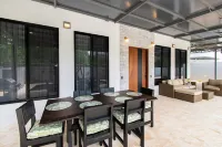 Charming Villa, 5 min walk to Marino Ballena Beach