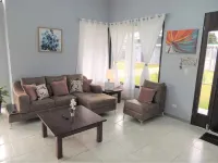 New Home with A/C | Wi-Fi | W&D | Smart TV | Full Kitchen | Pool | Free Parking