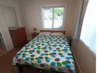 Stunning lakeview chalet in heart of the Okanagan! Hotels in Peachland