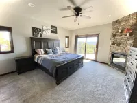 Luxury Lake House with Amazing Views of Glendo Lake and Mountains