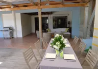 Les Alizés, luxury villa, 100 m from the beach of Petit Macabou