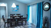 Relax by the pool, casino fun just 5 mins away
