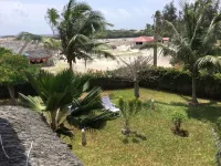 Nyumba Sara (sea front villa) Các khách sạn ở 