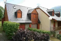 CAUTERETS, beautiful T3 in residence, 4/6 people, 2 bedrooms, private parking.