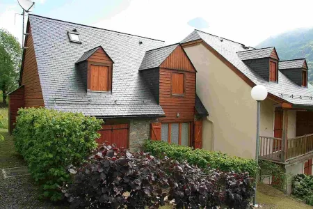 CAUTERETS, beautiful T3 in residence, 4/6 people, 2 bedrooms, private parking.