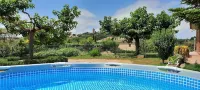 House in a quiet area with views of the old town of Pals