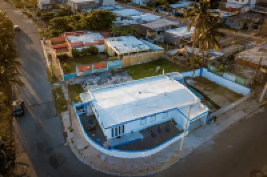 breathtaking sea view Beach FRONT very PRIVATE and quiet SOLAR POWERED