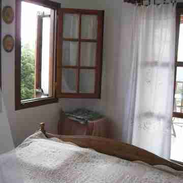 Spiti Avra - Pilioritic house with valley view - 2km from the sea Rooms