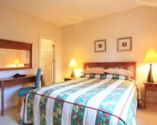 Recent house close to Kenmare Hotels in Kenmare