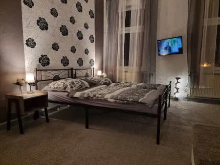Ferienwohnung zum Alten Hotel Отели в г. Уккермарк