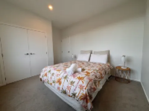 Raglan Retreat With Water Views Hotels in Raglan