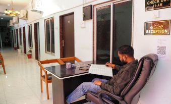 Hotel Ramlalla Palace