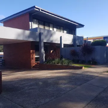 Mahogany Motel