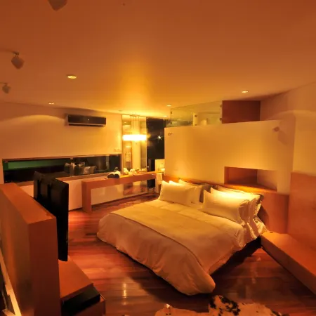 AcquaSanta Lofts Hotel