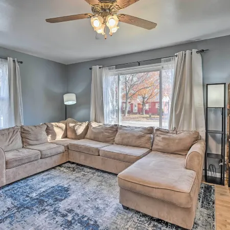 Charming Family Home ~ 4 Mi to Granite Peak!