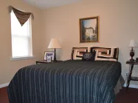 Canal Side Inn - Pet friendly