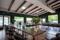 Marabou Resort Hotels in Sacele