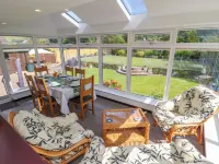 Craggy View Hotels in Strickland Ketel