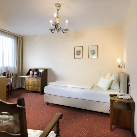 Vergeiner's Hotel Traube Отели в г. Лиенц