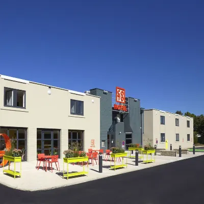 Coto Hotel Hotels near Beaune Train Station