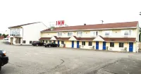 Budget Host Airport Inn Hotel a Waterville