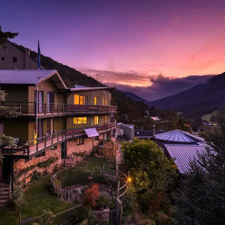 Kasees Apartments & Mountain Lodge