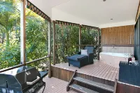Limpinwood Lodge