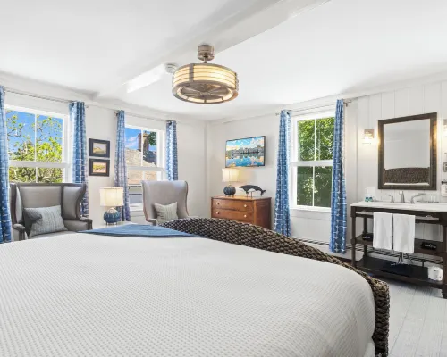 Carlisle House Inn Hotels in Nantucket