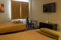 Bonitto Inn Tampico Lomas - Airport Shuttle