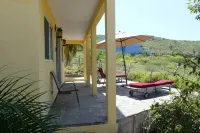 Casa Flores Casitas