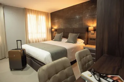 Agora Hostal Hotels in Xàtiva