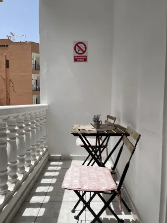 Pension Casa Blanca Отели рядом с достопримечательностью «Playa Los Cristianos»