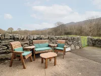 Y Bwthyn Hotels in Llanbedr