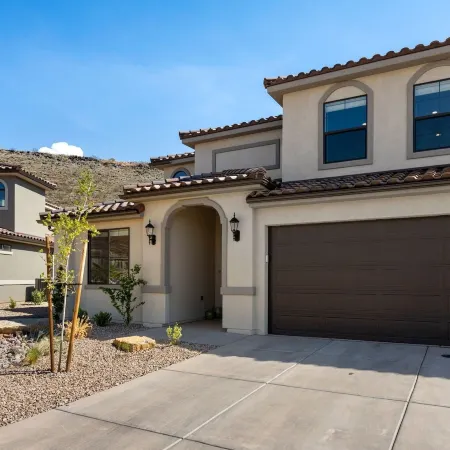 Sunnyside Retreat at Escondido Townhouse